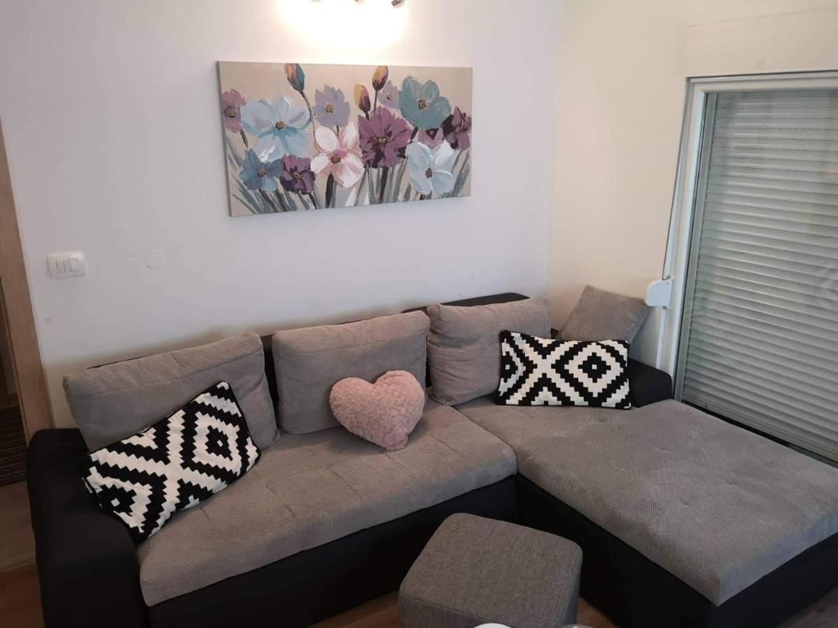 Apartmani Sunce 스베티 페타르 외부 사진